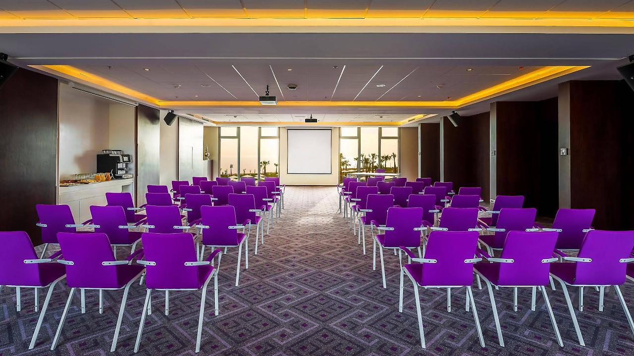 Hyatt Place Taghazout Bay Exteriör bild Meeting room