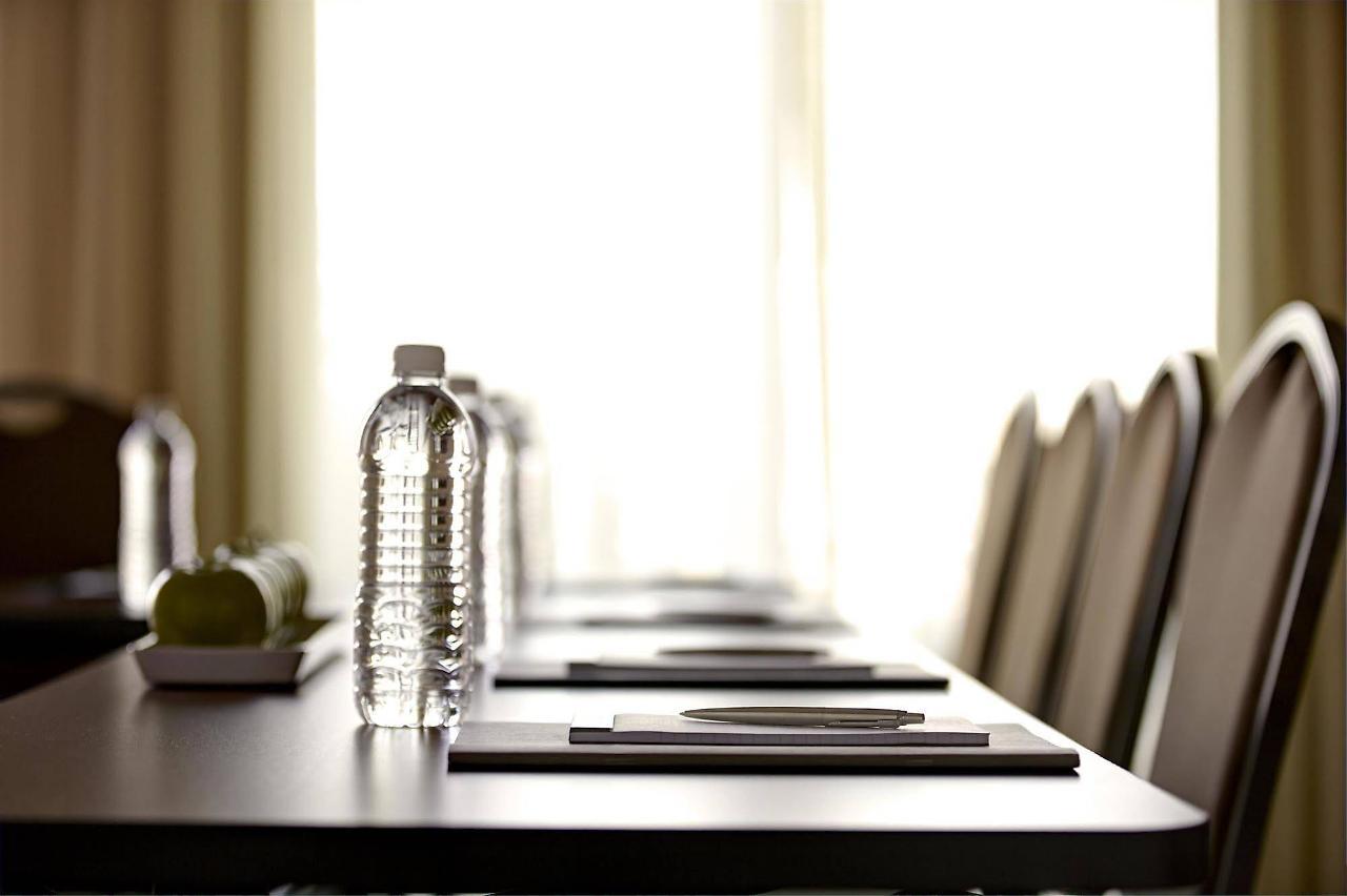 Hyatt Place Taghazout Bay Exteriör bild A meeting room at the hotel