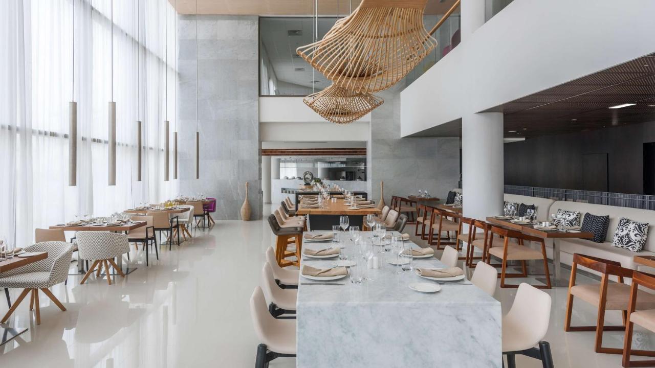 Hyatt Place Taghazout Bay Exteriör bild Restaurant