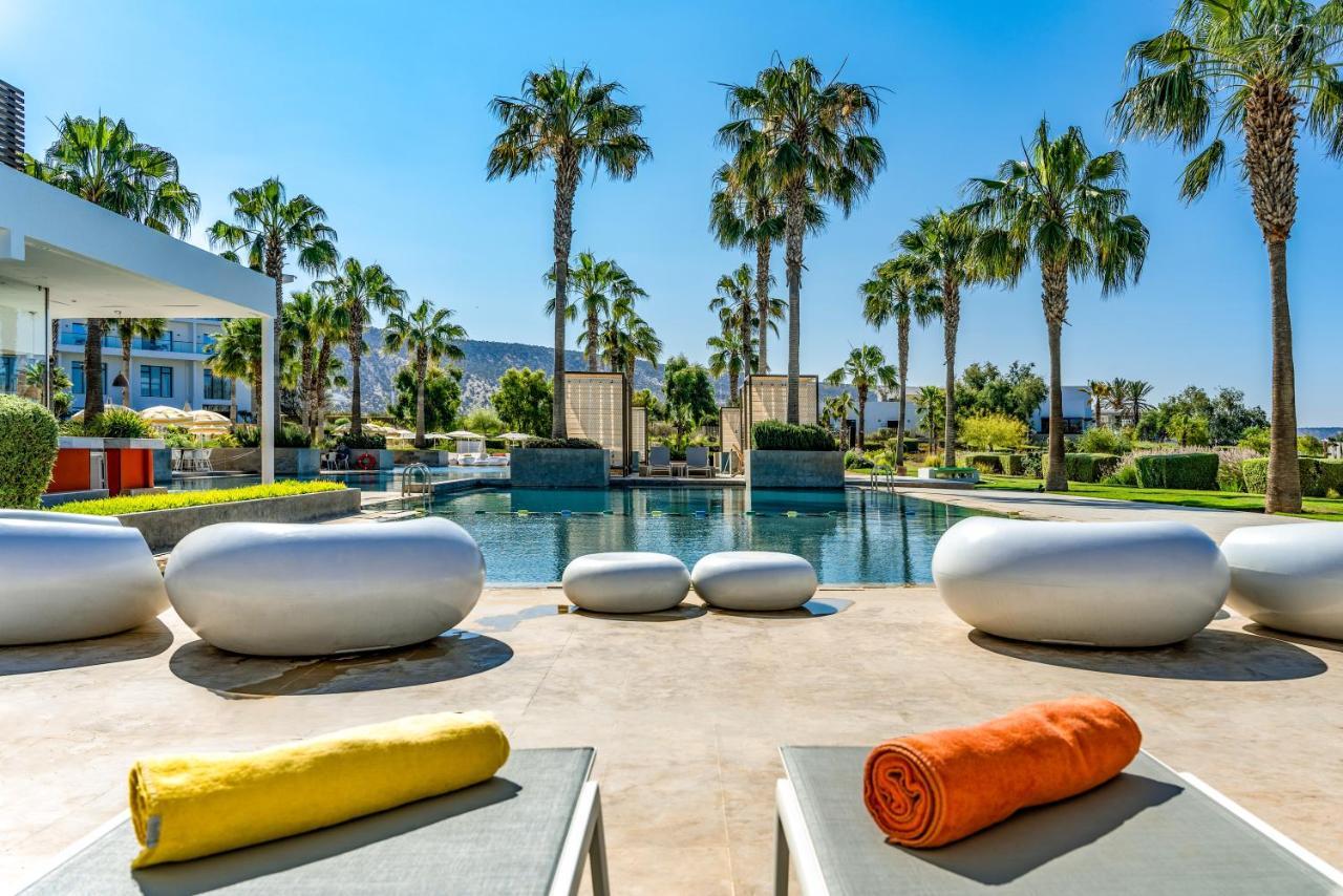 Hyatt Place Taghazout Bay Exteriör bild Pool at the hotel