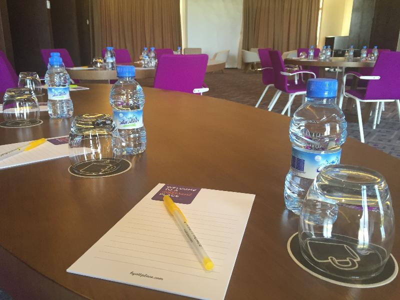 Hyatt Place Taghazout Bay Exteriör bild Meeting room at the hotel