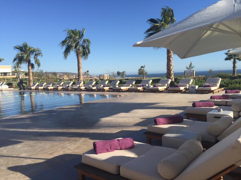 Hyatt Place Taghazout Bay Exteriör bild The pool at the hotel